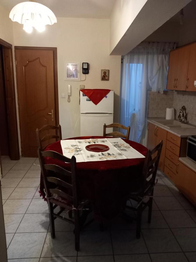 Poly'S Cozy Home Volos Buitenkant foto